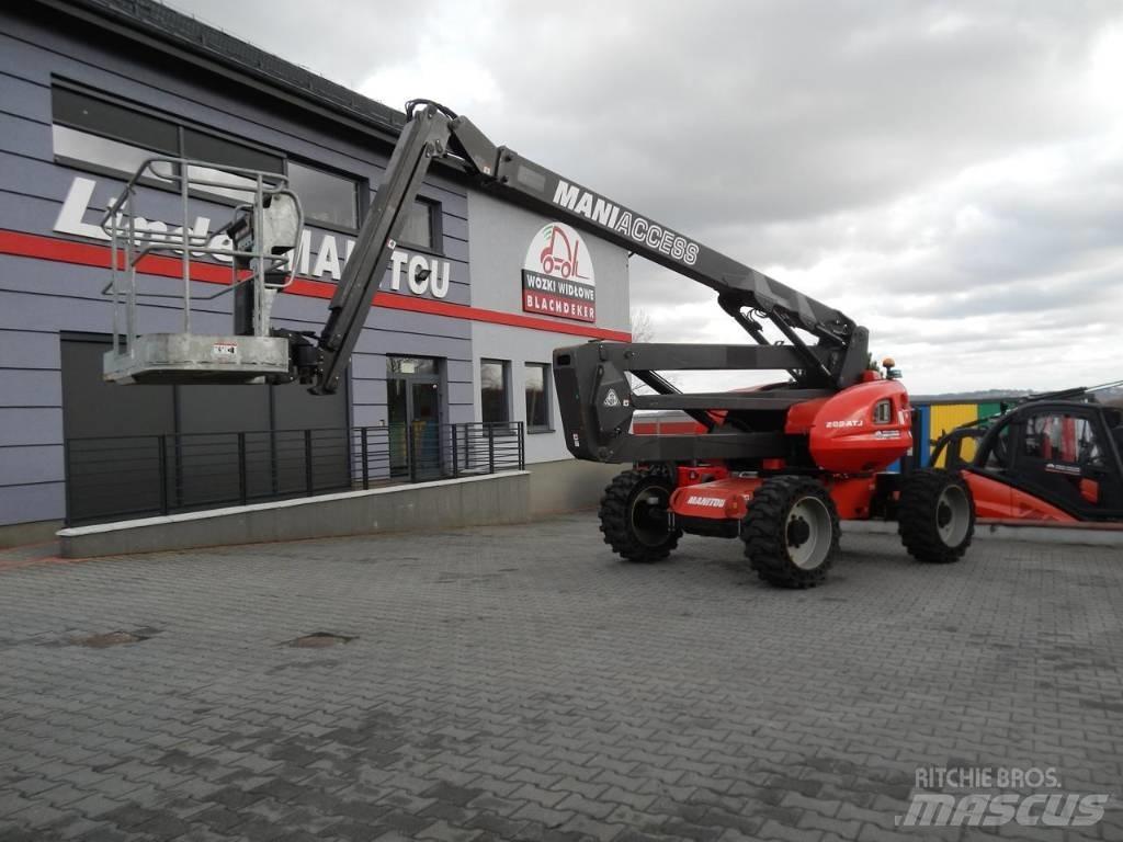 Manitou 200 ATJ Pienikokoiset itseliikkuvat puominostimet