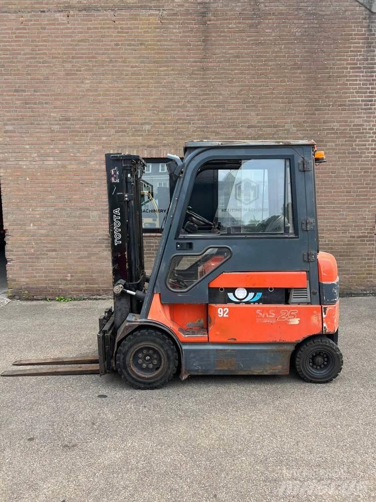 Toyota 7FBMF25 Sähkötrukit