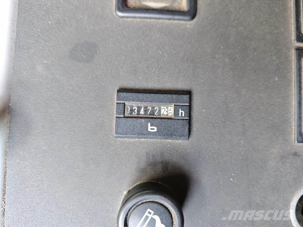 Liebherr MK100 Torninosturit