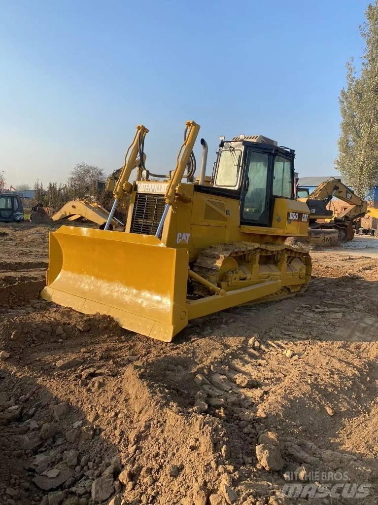 CAT D 6 G Telaketjupuskutraktorit