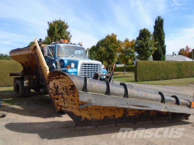 Ford LTL 9000 Lumiaurat