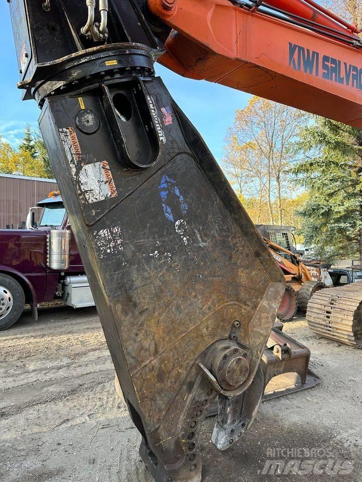 Hitachi EX 200 Purkukoneet