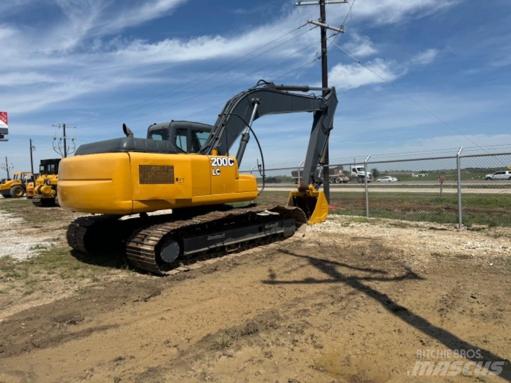 DEERE 200 LC Telakaivukoneet