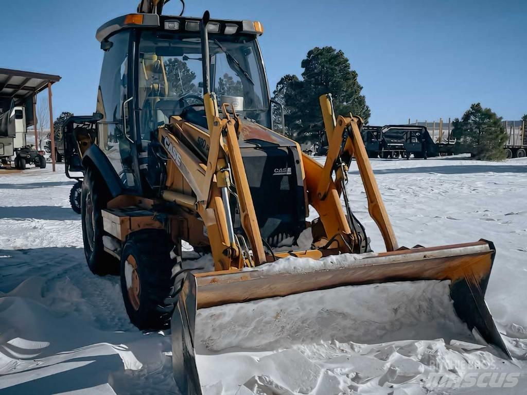 CASE 580 M Kaivurikuormaajat