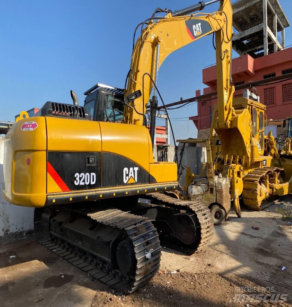 CAT 320 D Telakaivukoneet