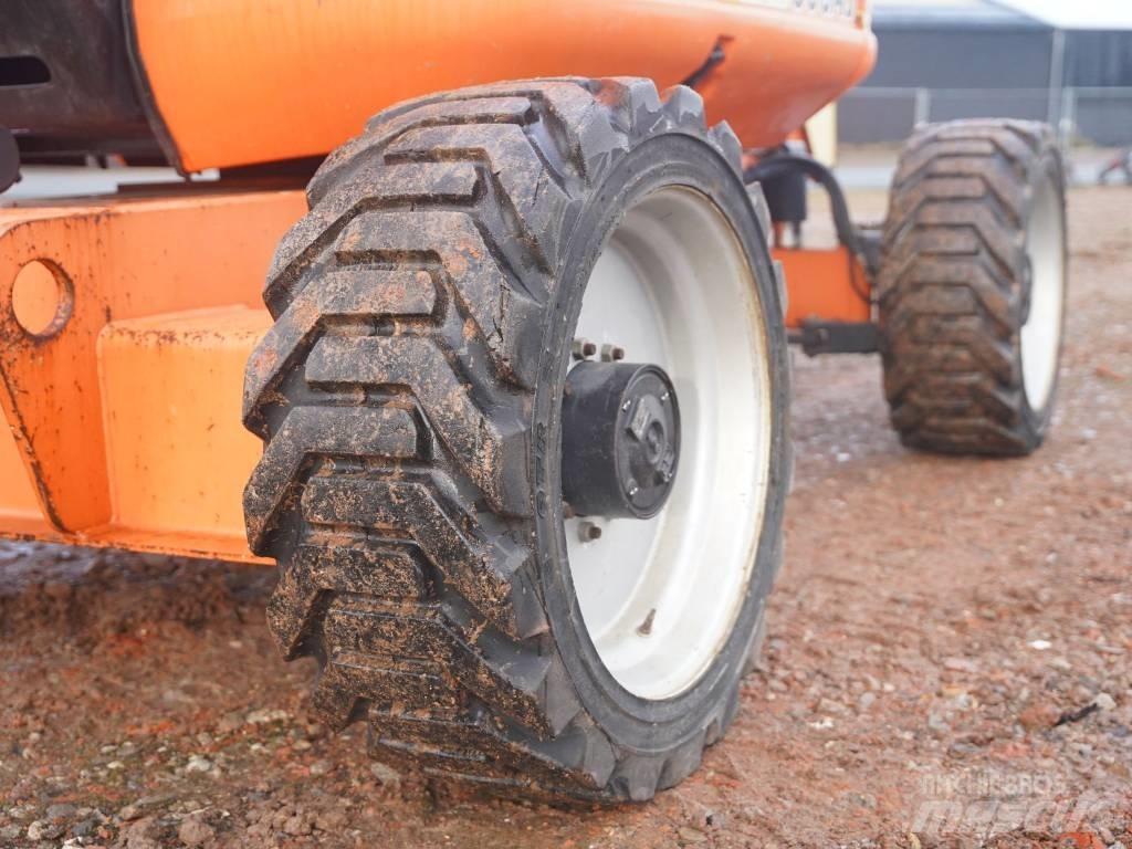 JLG 600 AJ Kuukulkijat