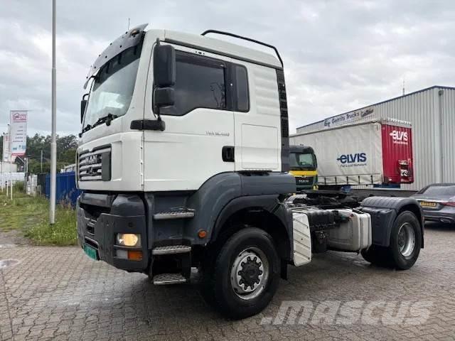 MAN TGA 18.480 4x4 Vetopöytäautot