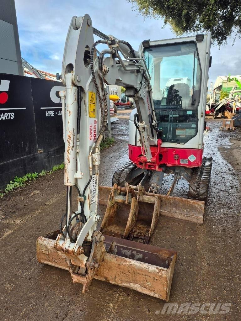Takeuchi TB 325 R Minikaivukoneet < 7t