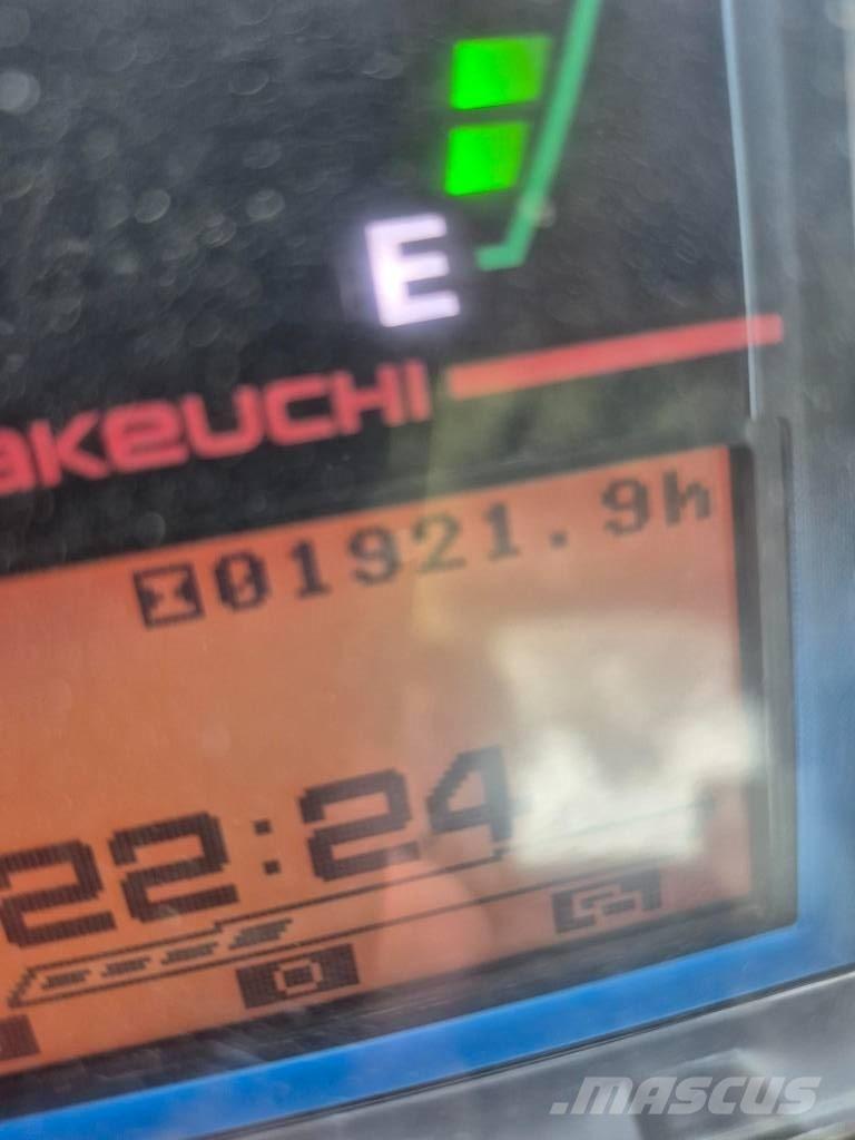 Takeuchi TB 325 R Minikaivukoneet < 7t