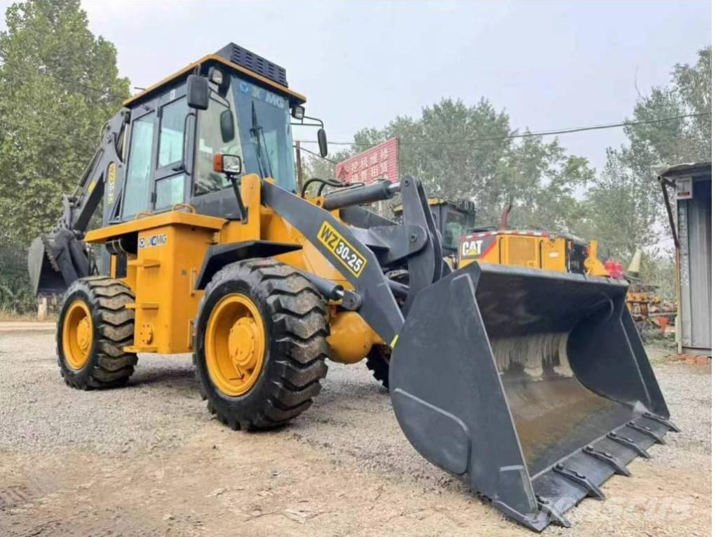 XCMG WZ 30-25 Kaivurikuormaajat