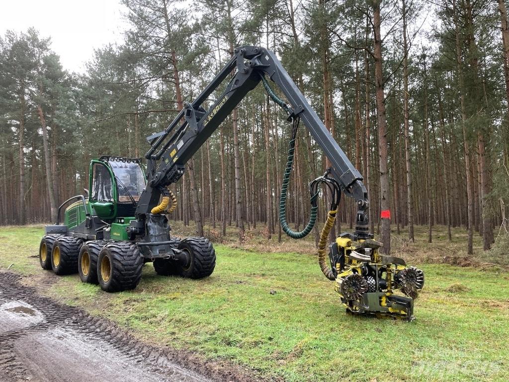 John Deere 1170G 8WD Harvesterit