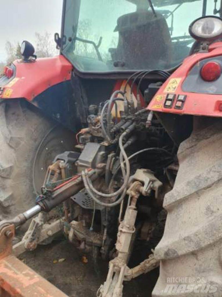 McCormick MC 130 Traktorit