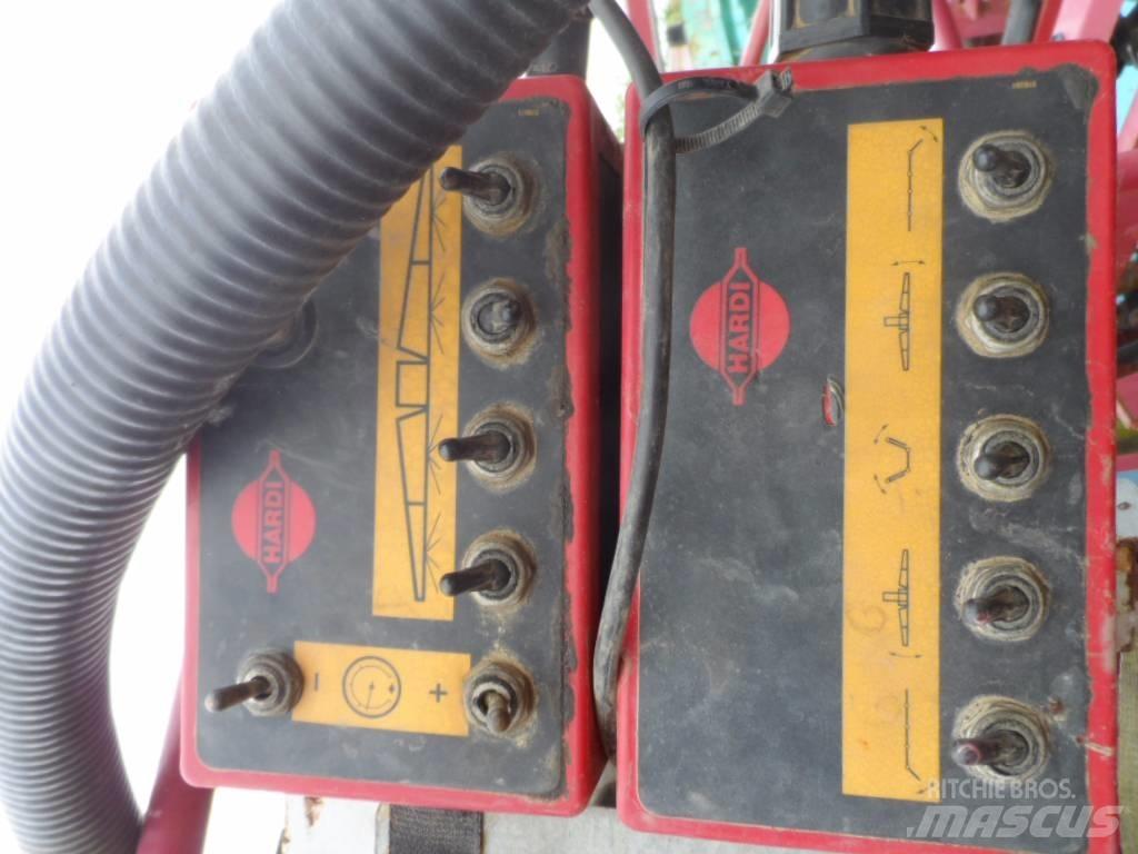 Hardi TZ2500 Hinattavat ruiskut