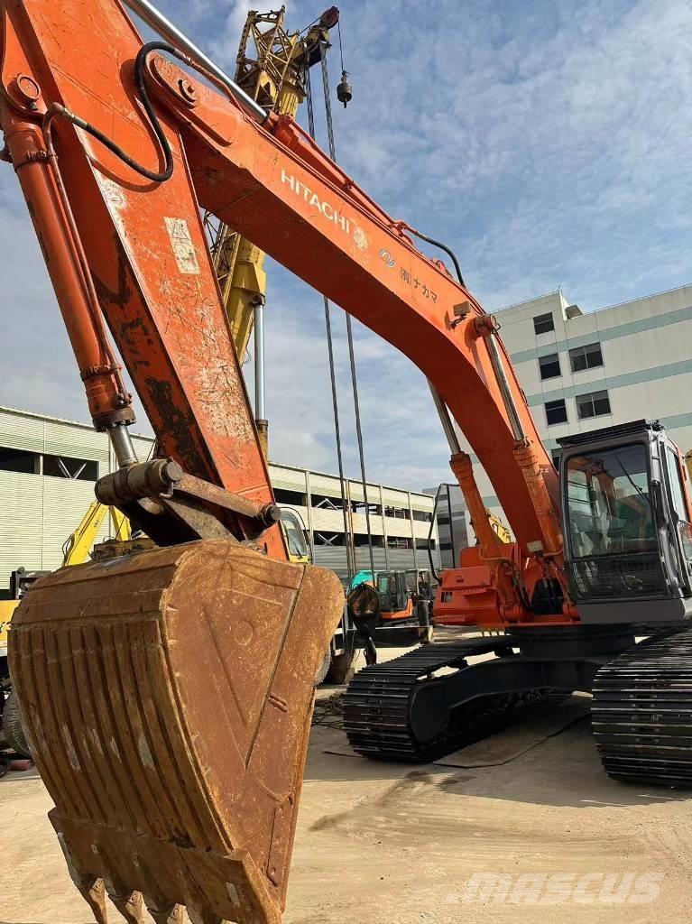 Hitachi 日立 350 Telakaivukoneet