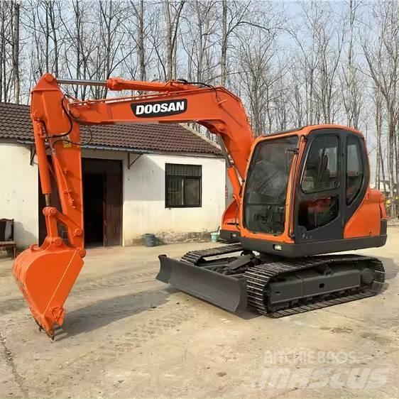 Doosan DX75 Telakaivukoneet