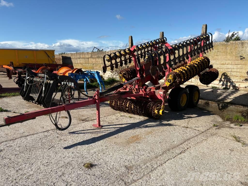 Väderstad Rexius8.2 Jyrät