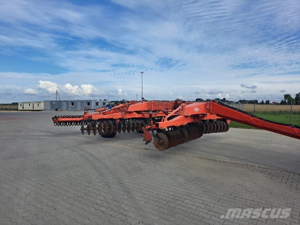 Kuhn Discover XL 52 Kiekkomultaimet ja lautasäkeet