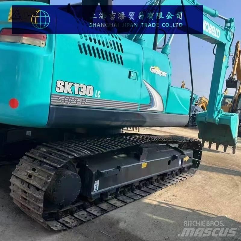 Kobelco 130 Midikaivukoneet 7t - 12t