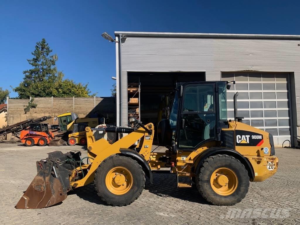 CAT 908M Pyöräkuormaajat
