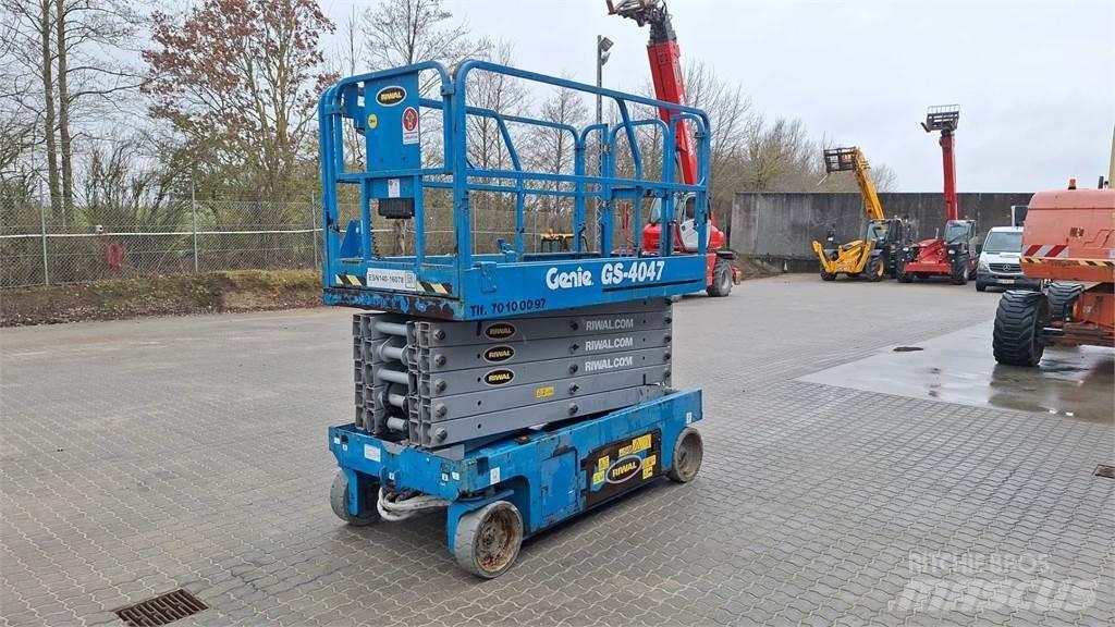 Genie GS4047 Saksilavat