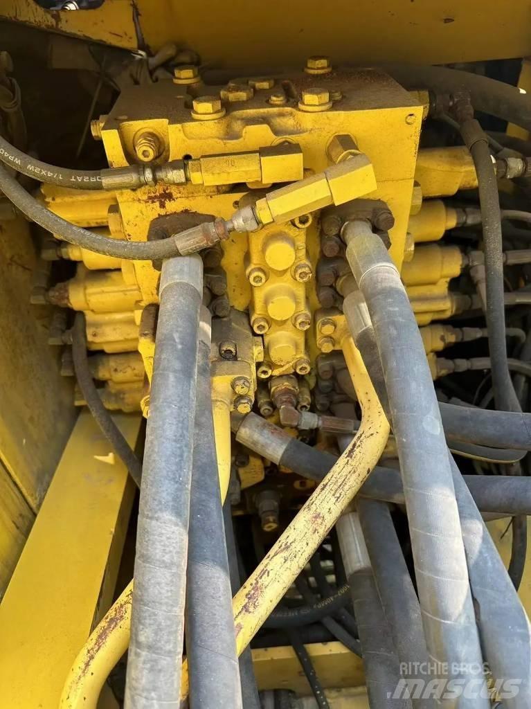 Komatsu PC 240 LC-8 Telakaivukoneet