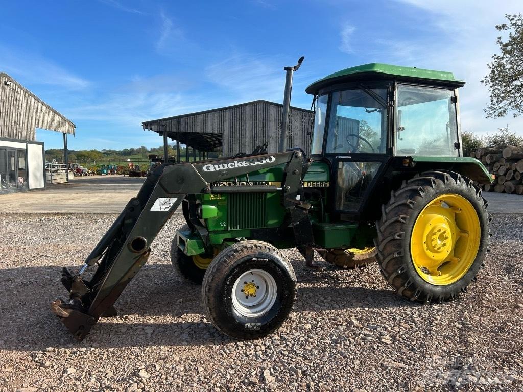 John Deere 2040 S Traktorit