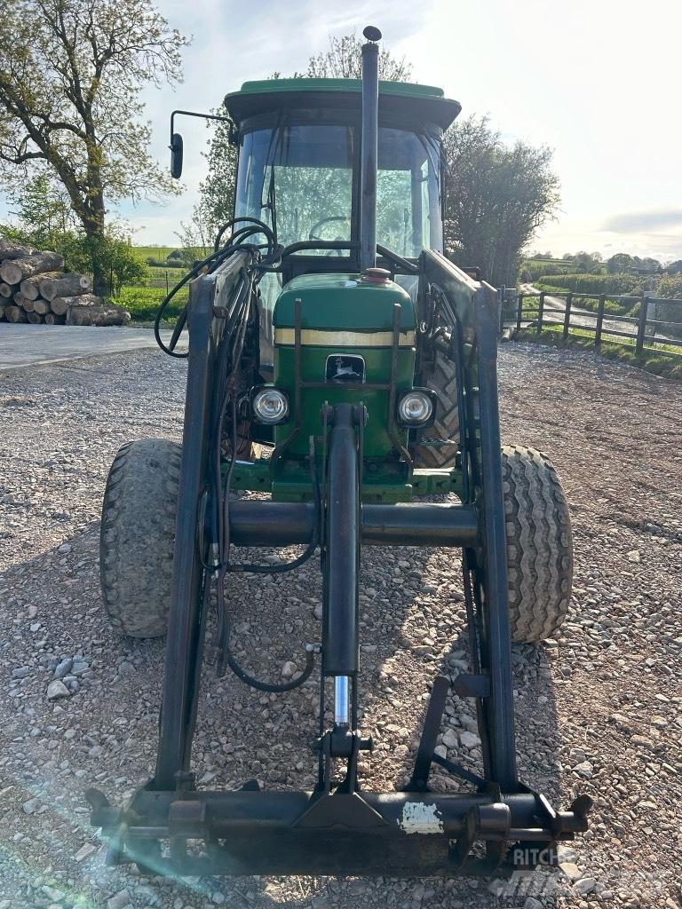 John Deere 2040 S Traktorit
