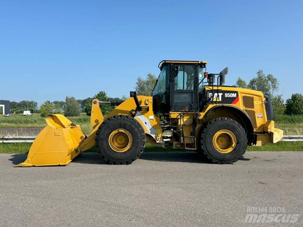 CAT 950M Pyöräkuormaajat