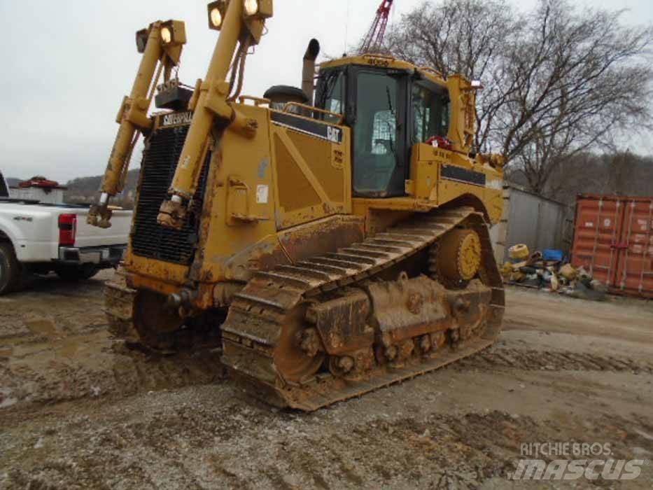 CAT D 8 T Telaketjupuskutraktorit