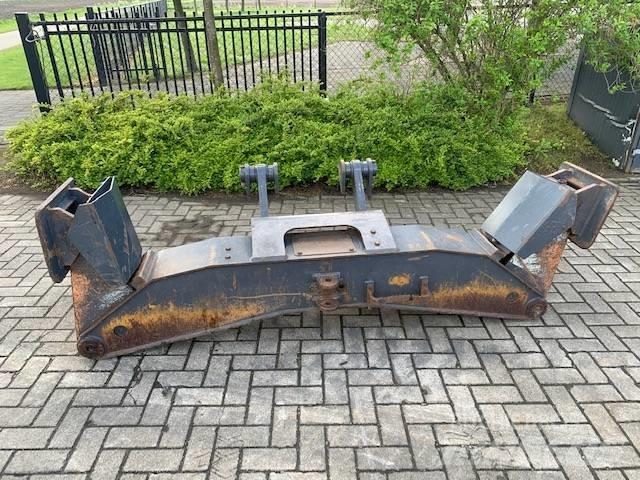 Doosan Outriggers Alusta ja jousitus