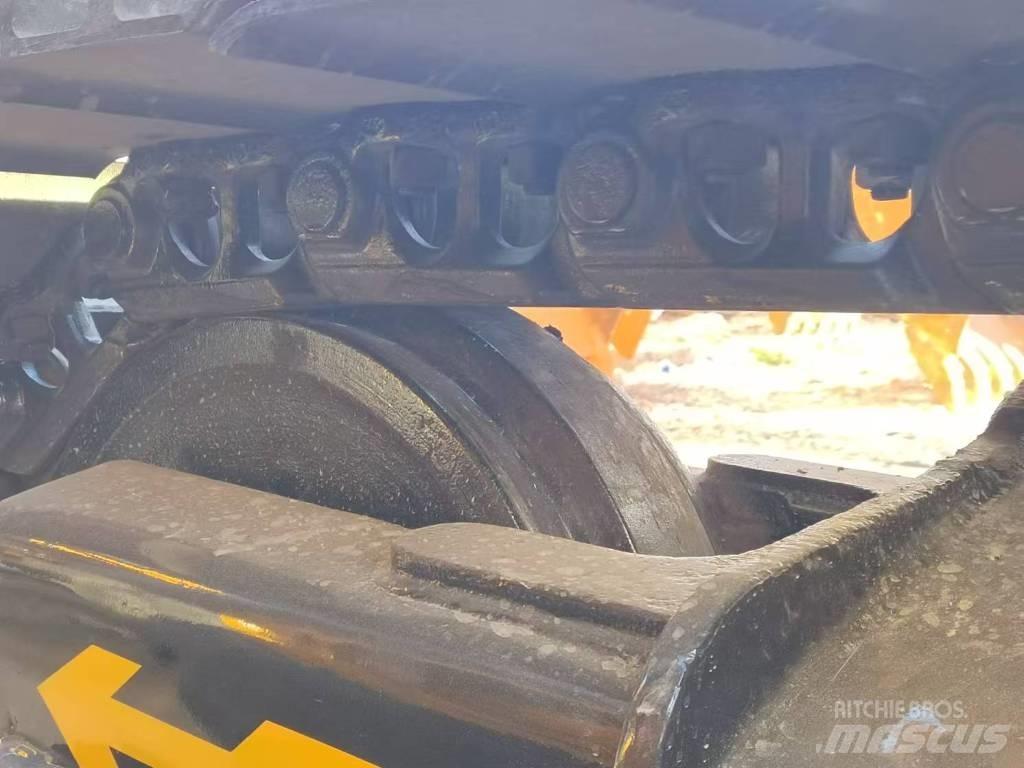CAT 320 D Telakaivukoneet