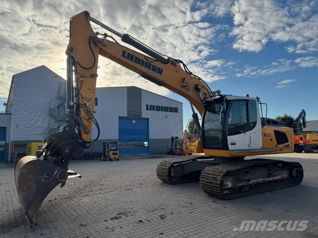 Liebherr R 922 Telakaivukoneet