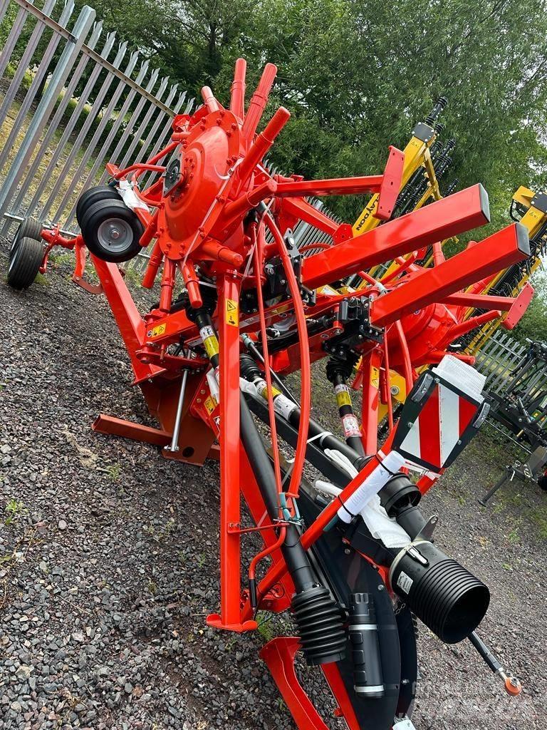 Kuhn GA8131A02 RAKE Pöyhimet ja haravat
