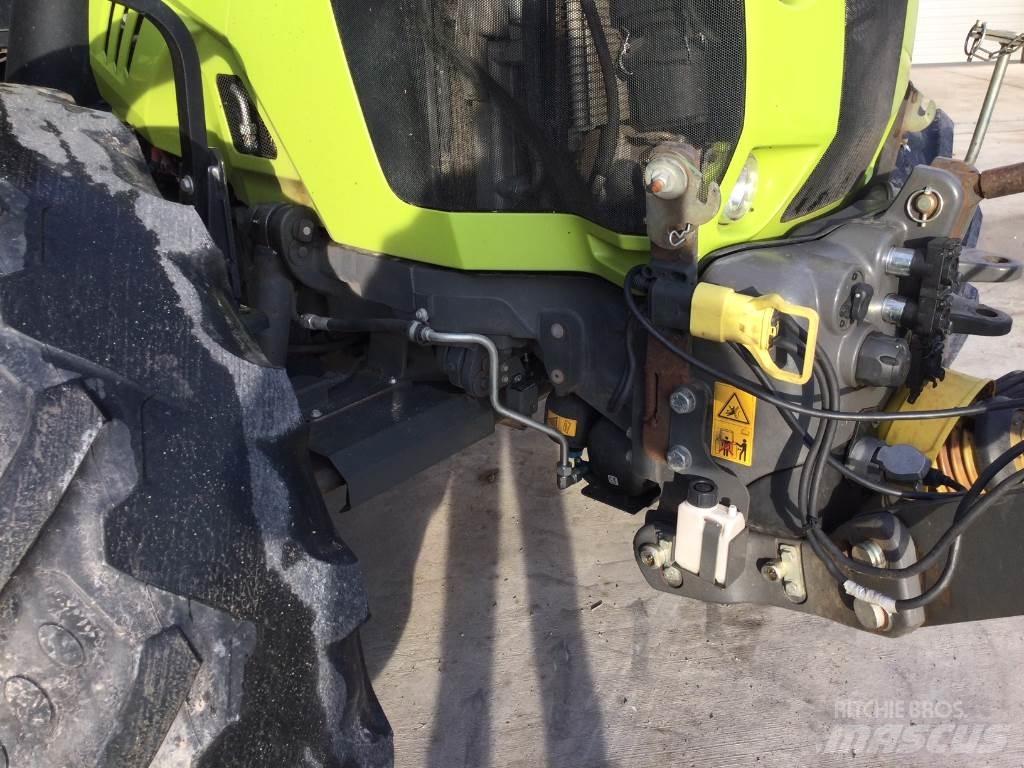 CLAAS ARION 550 Traktorit