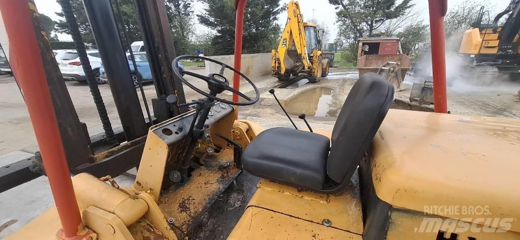 Hyster F7060DPJ Dieseltrukit