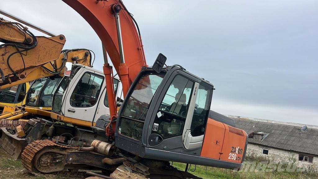  Zaxis 250 LCN-3 Ketjut, telat ja alustat