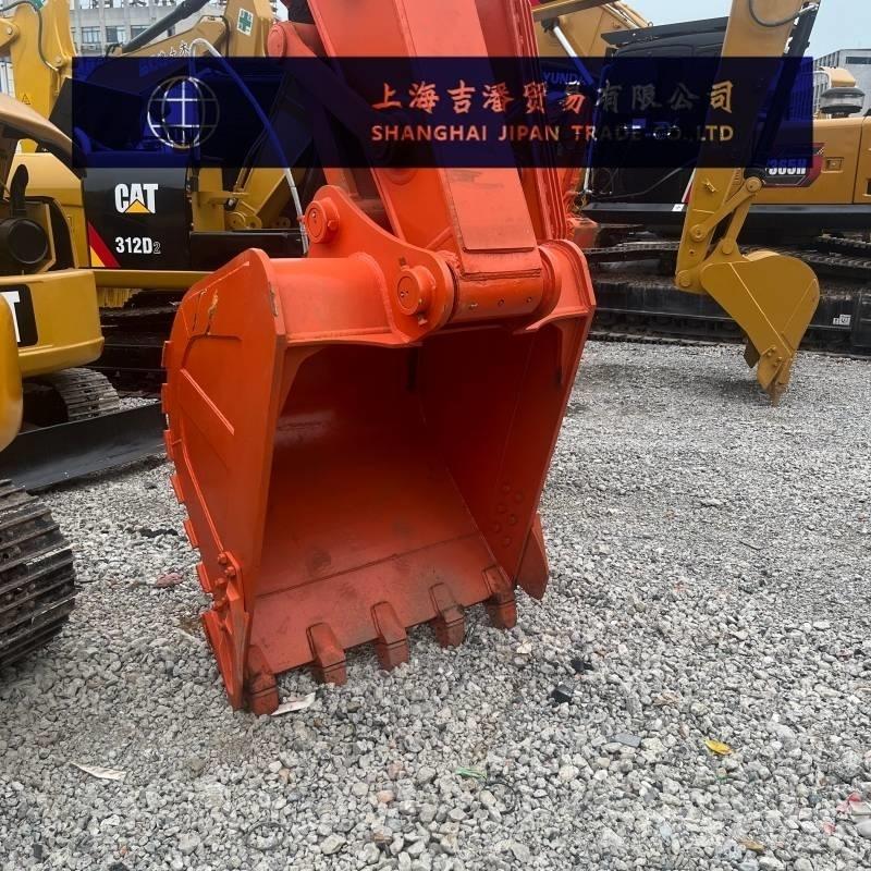 Hitachi ZX 200 Telakaivukoneet