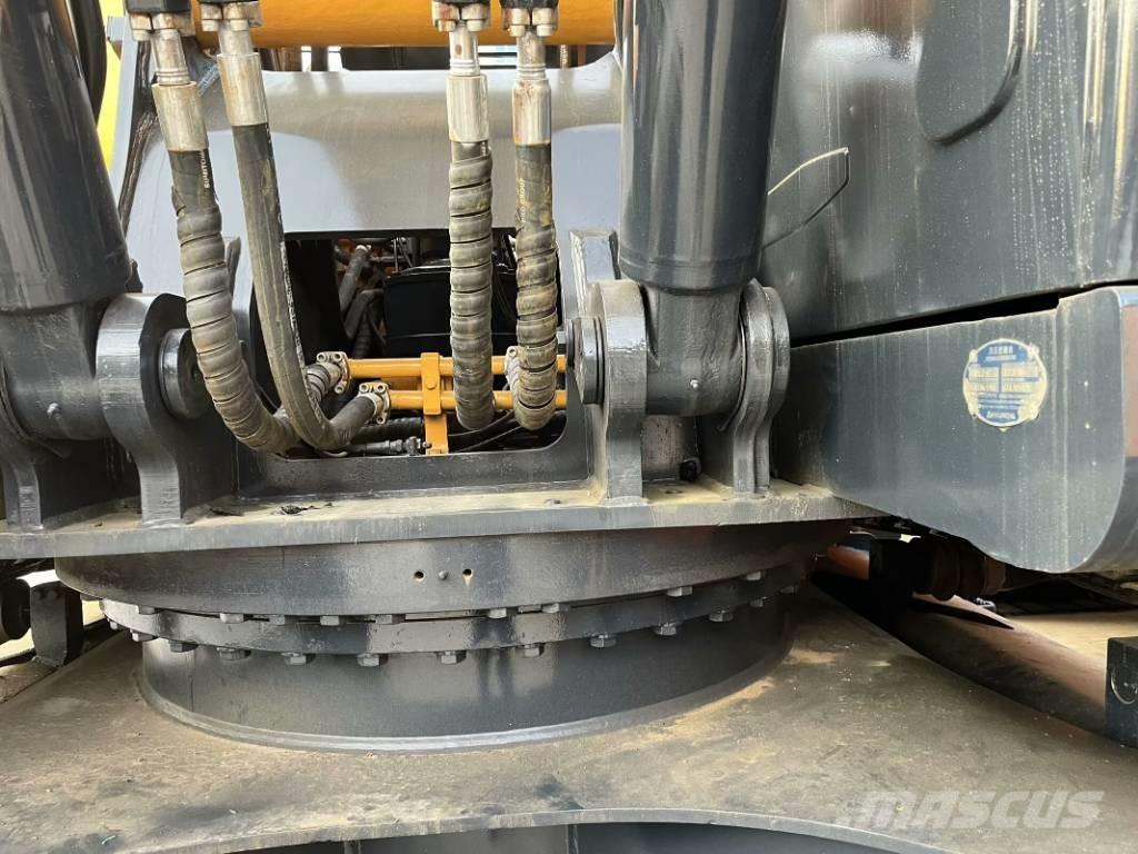 Hyundai 305 LC-9T Telakaivukoneet