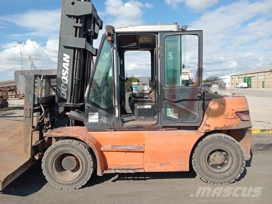 Doosan D 70 S-7 Dieseltrukit