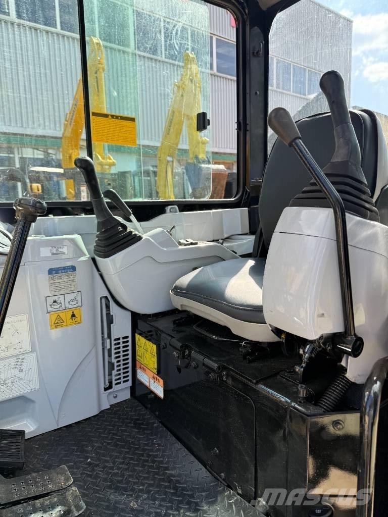 CAT 303.5E Minikaivukoneet < 7t