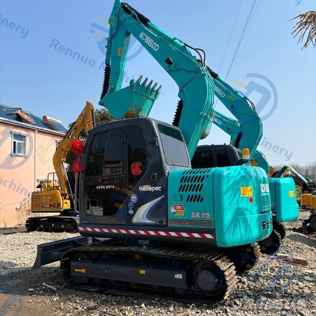 Kobelco SK75 Telakaivukoneet