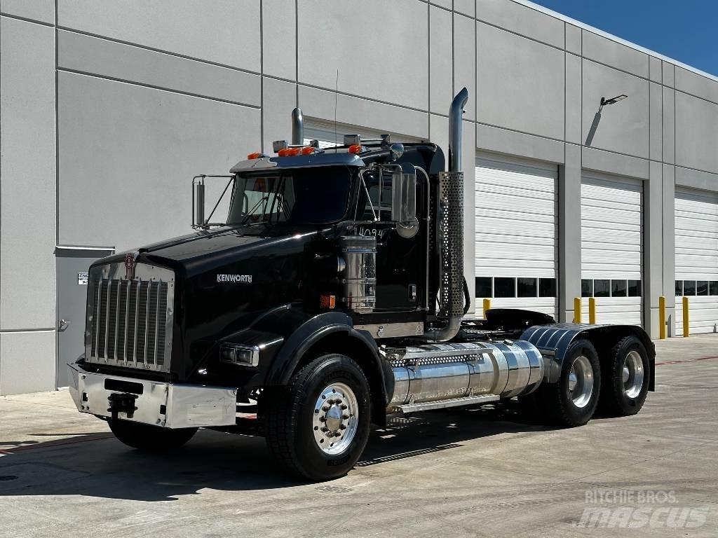 Kenworth T 800 Vetopöytäautot