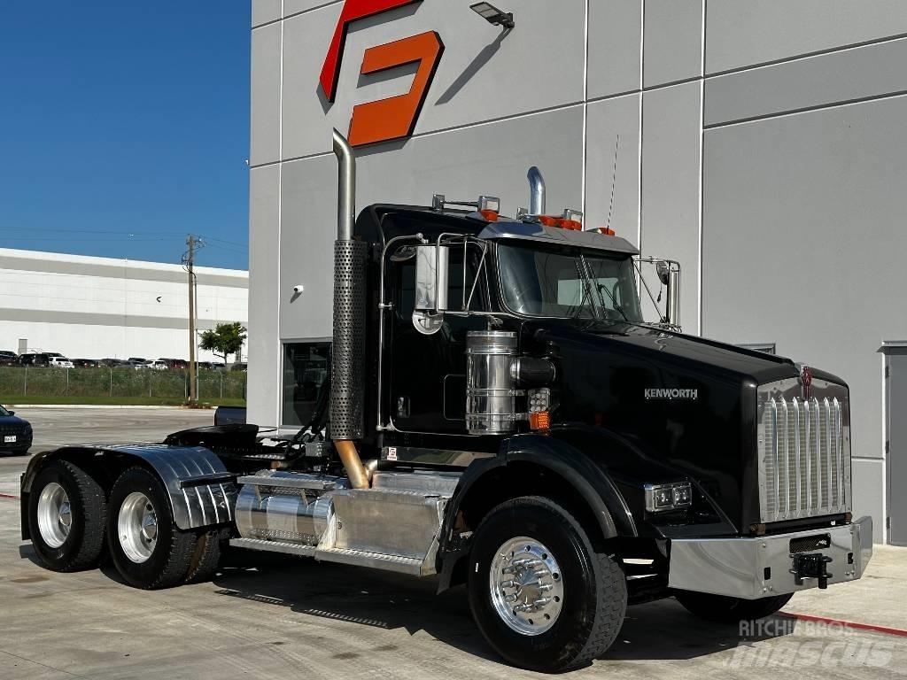 Kenworth T 800 Vetopöytäautot