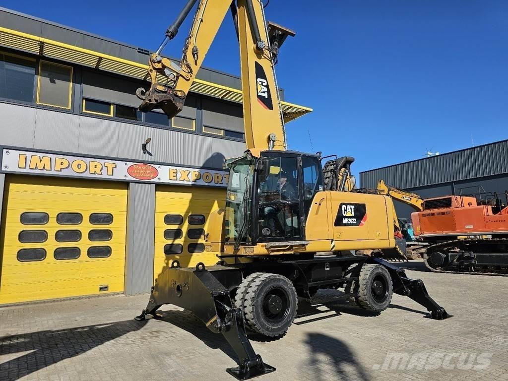 CAT MH 3022 Pyöräkaivukoneet