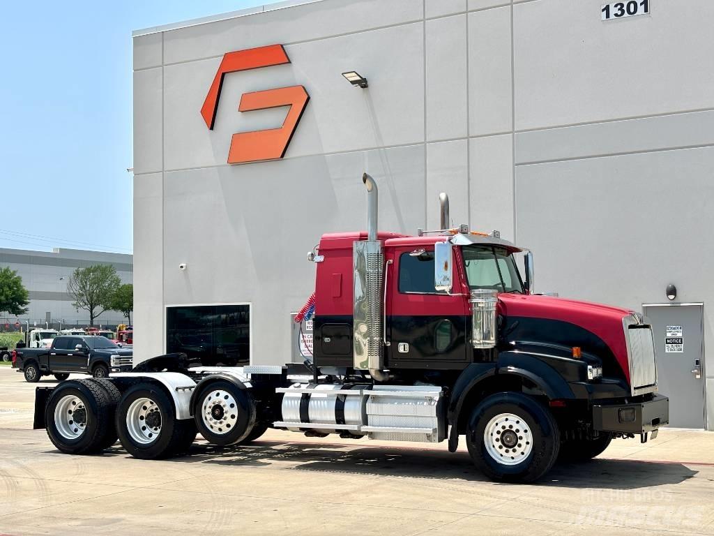 Western Star 4900 Vetopöytäautot