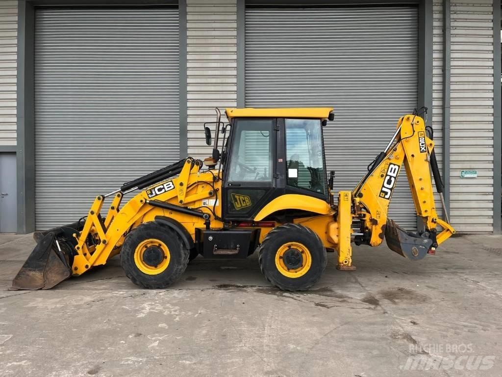 JCB 2 CX Kaivurikuormaajat