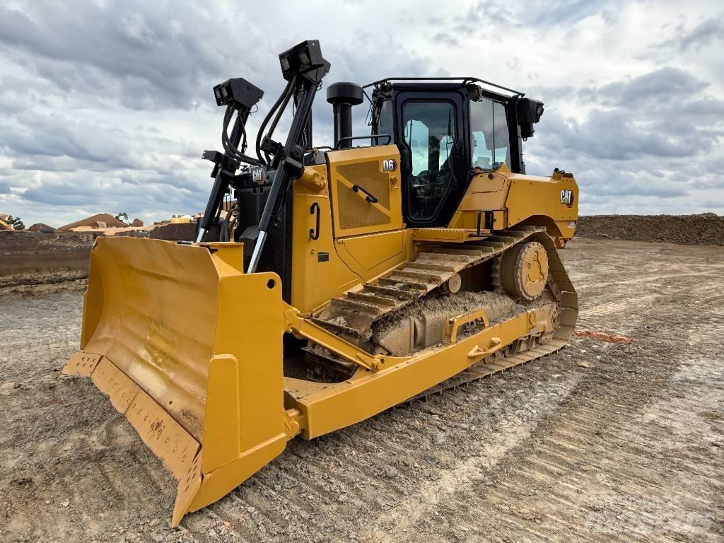 CAT D 6 Telaketjupuskutraktorit