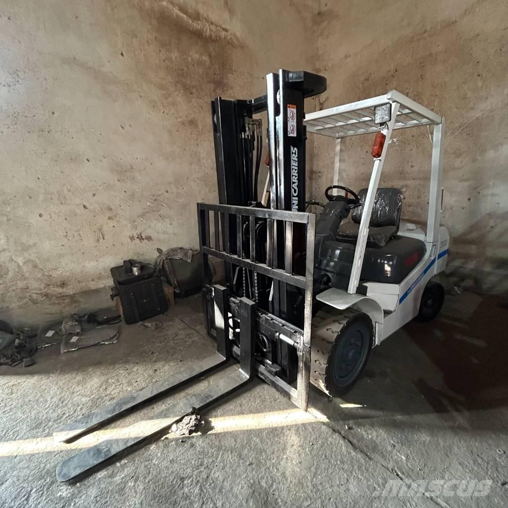 TCM FD35 Dieseltrukit