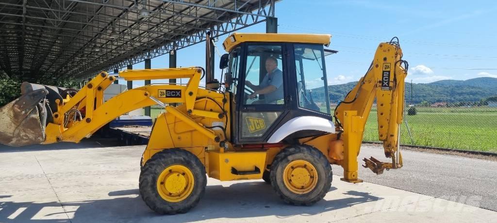 JCB 2cx Kaivurikuormaajat