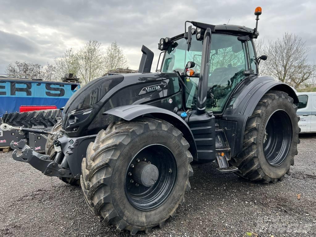 Valtra T 254 V Traktorit